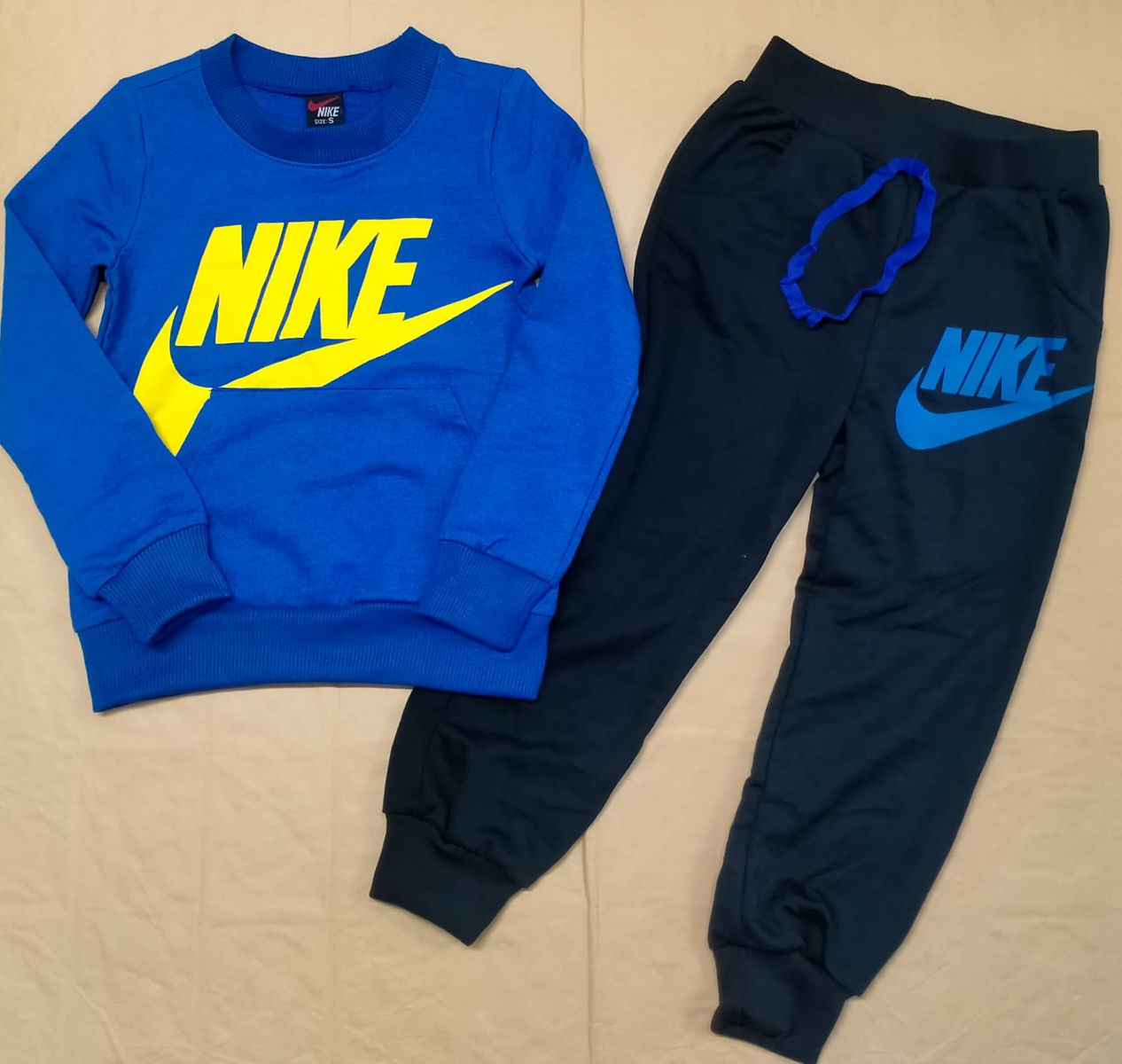 Bộ nỉ da cá Nike 3 màu